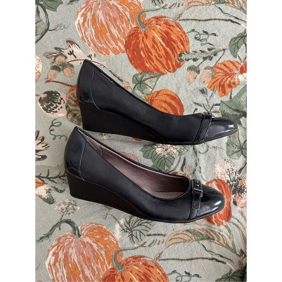 LifeStride Lingo Navy Blue Wedge Heels, Size 9.5, MSRP $80 - Picture 2 of 10